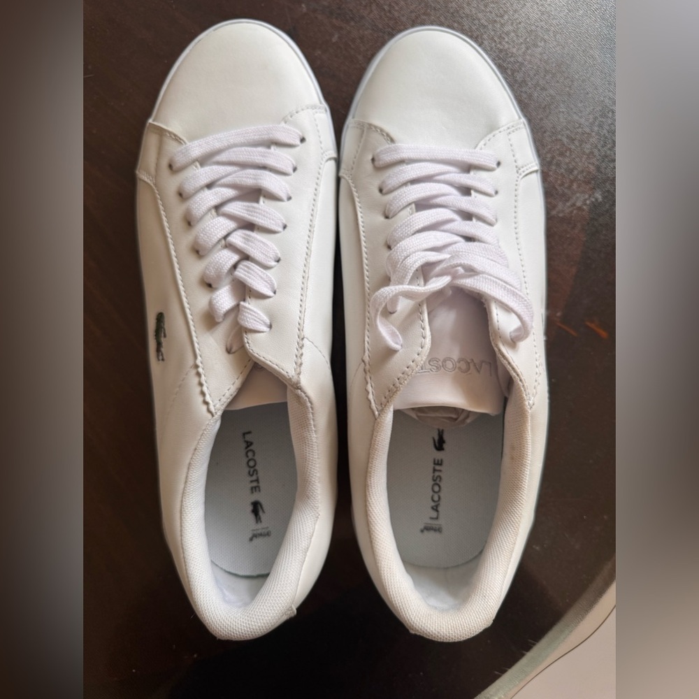 Lacoste sneakers size 44